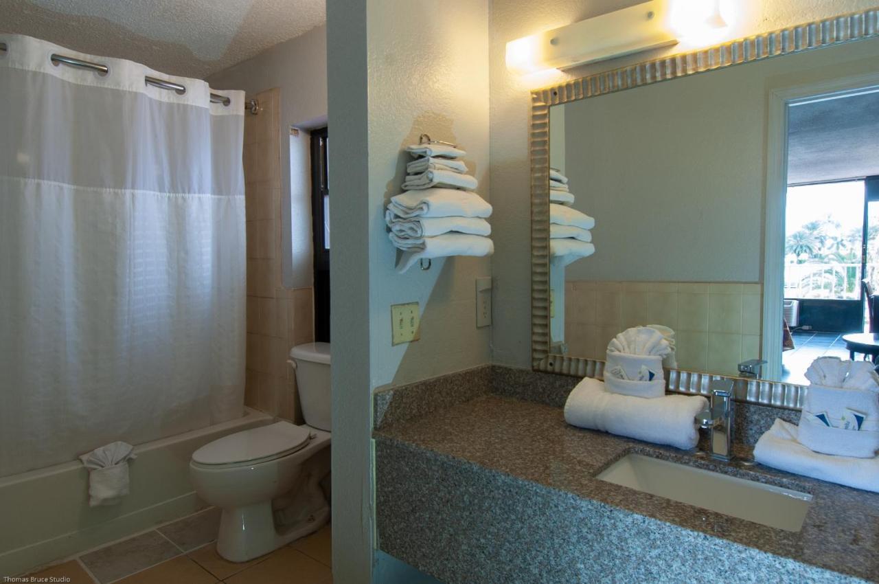Express Inn & Suites - 5 Miles From St Petersburg Clearwater Airport Exterior foto