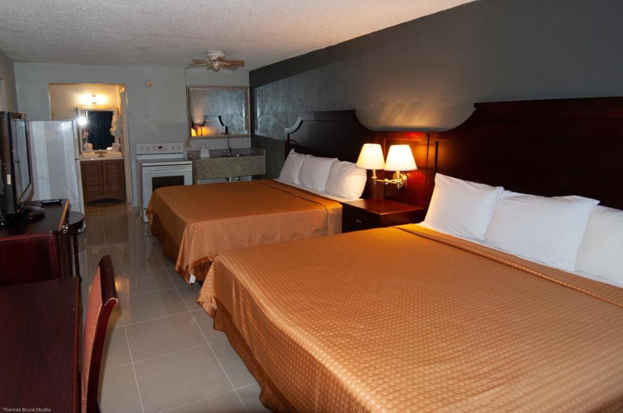 Express Inn & Suites - 5 Miles From St Petersburg Clearwater Airport Exterior foto