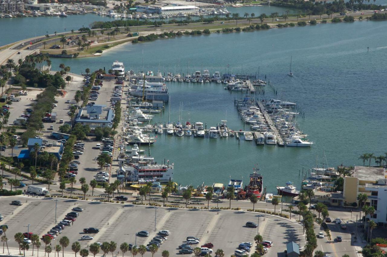 Express Inn & Suites - 5 Miles From St Petersburg Clearwater Airport Exterior foto